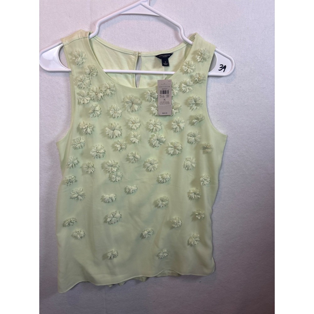 Ann Taylor Sleeveless Floral Embellished Top Size S